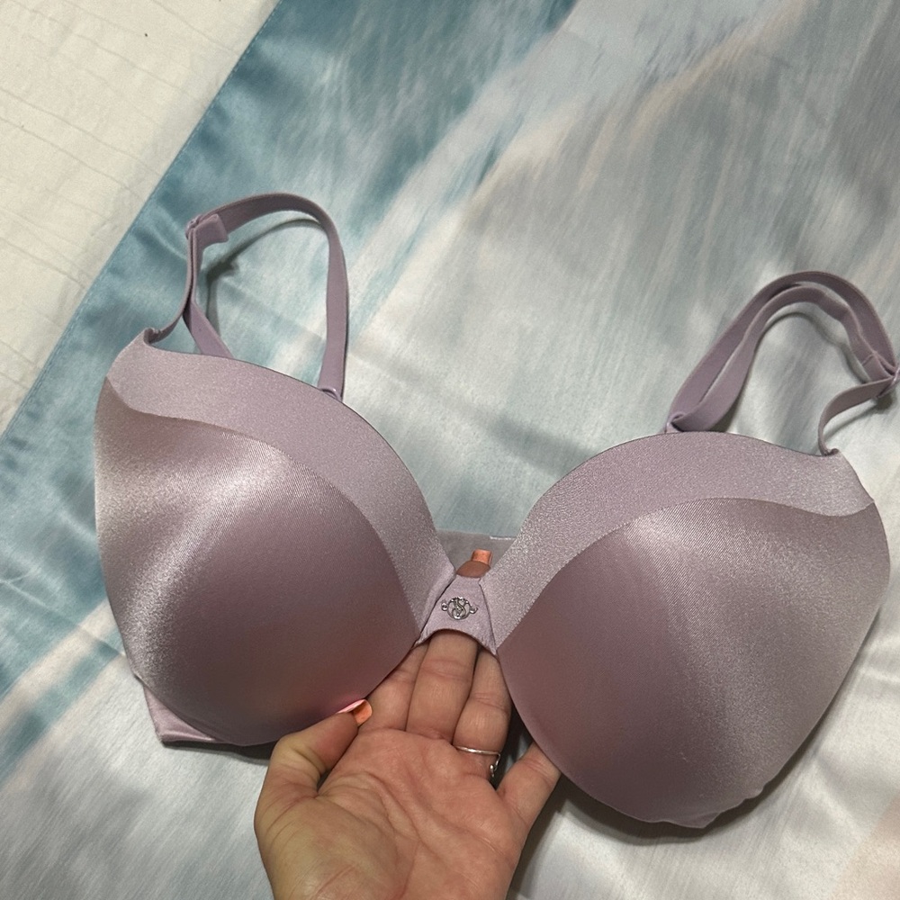 Victoria Secrets Lavender Women's Bra